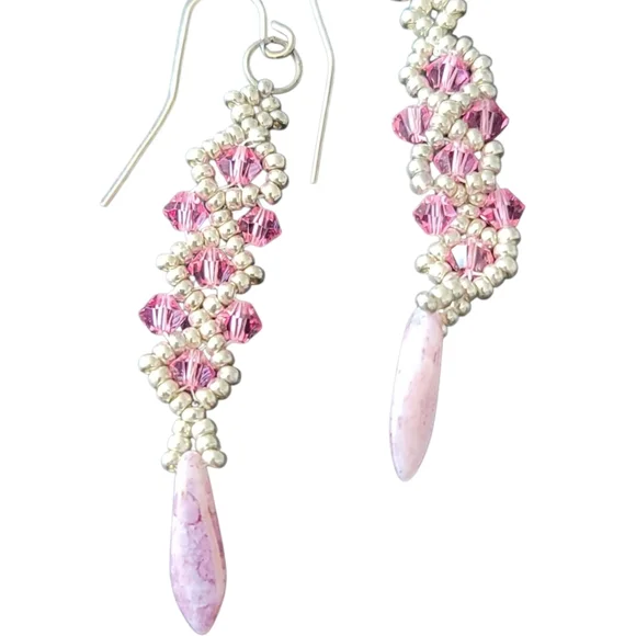 Artisan Handmade Elegant Pink & Silver Seed Bead Necklace & Earring Set - Picture 8 of 11